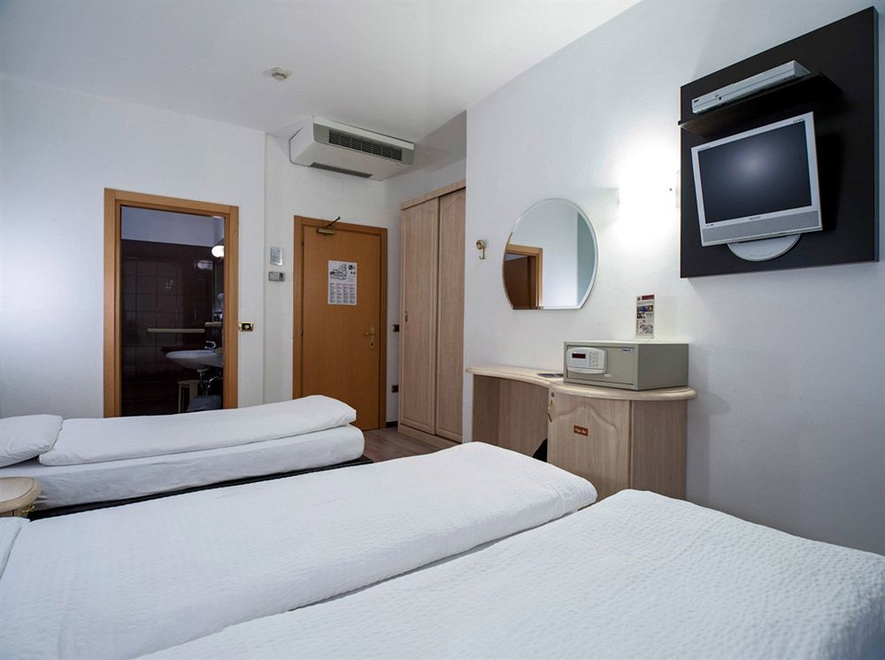 Hotel Rudy Riva del Garda Eksteriør bilde