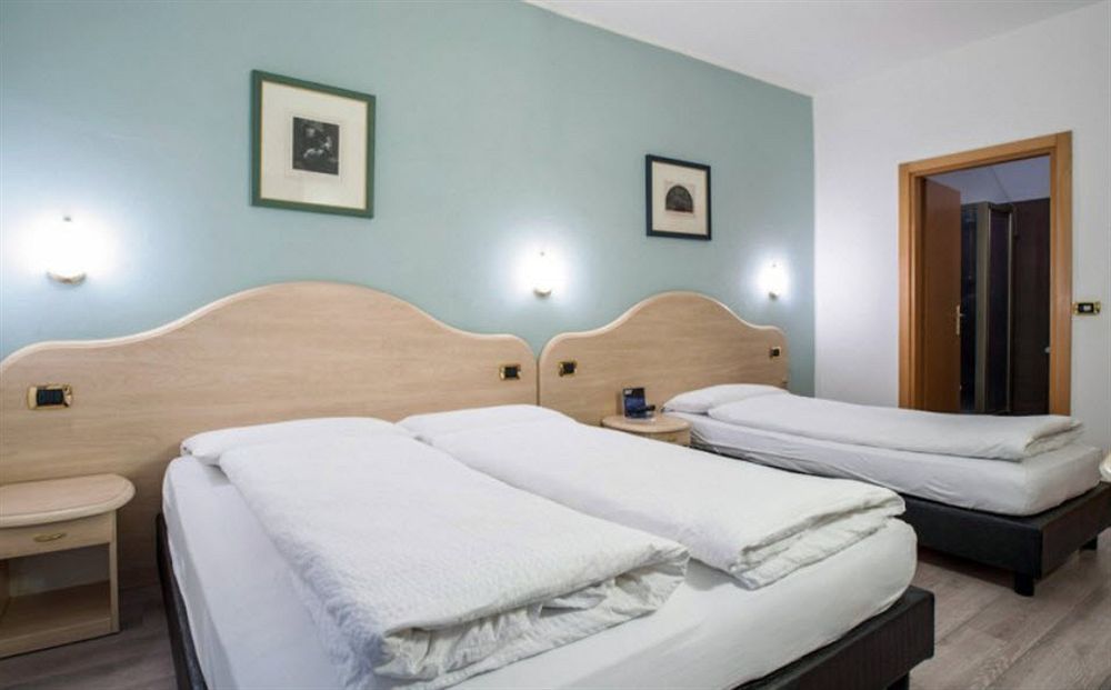 Hotel Rudy Riva del Garda Eksteriør bilde